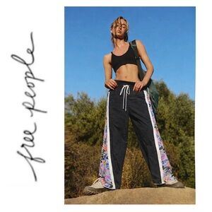 NWT Free People Champ Is Here Printed Pants